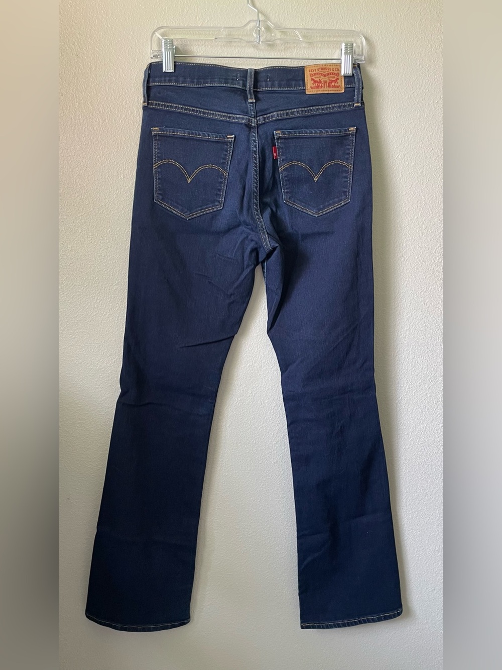Levi's Women's Boot Cut Jeans - Picture 4 of 6